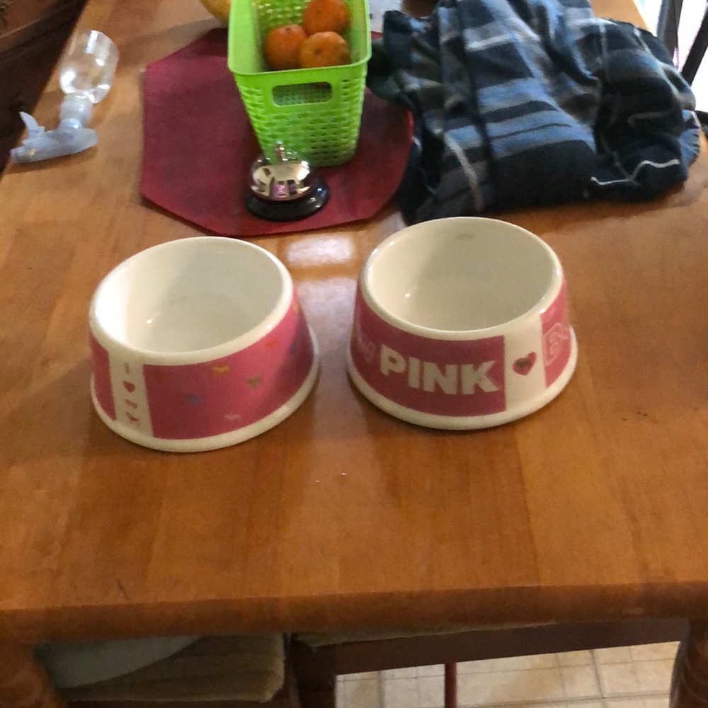 2 pink Victoria secret